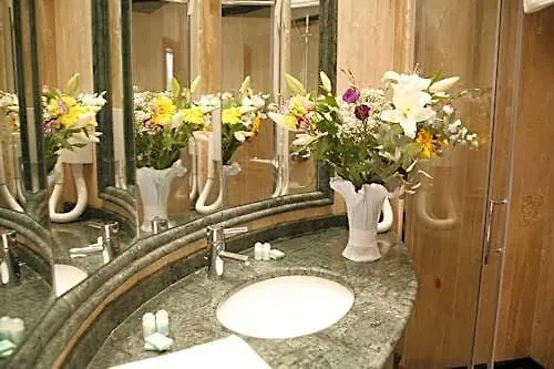 Luxury Ludovisi