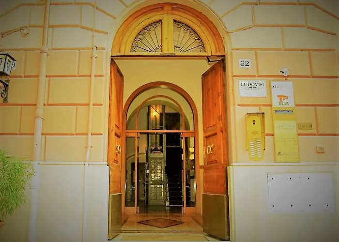 Gasthuis Luxury Ludovisi 4*